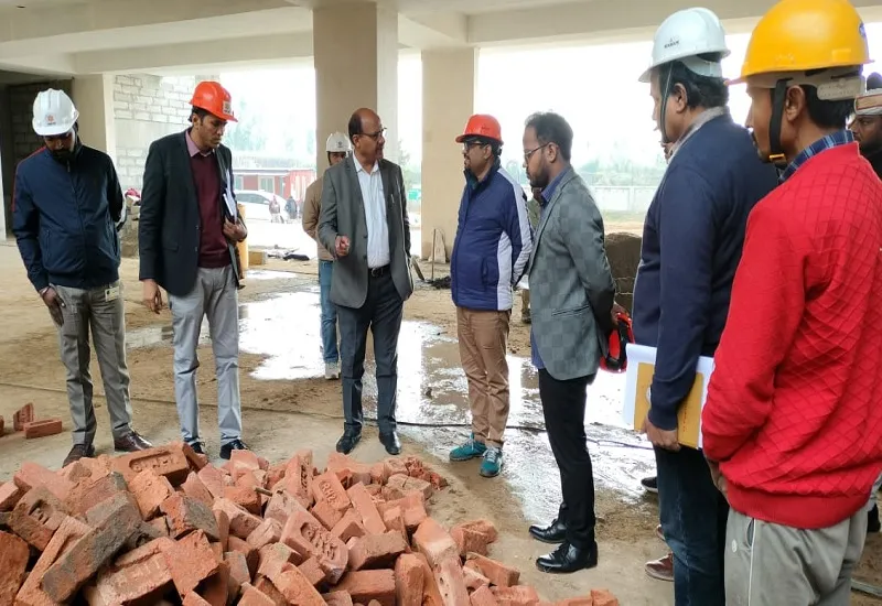 बिजनौर : डीएम ने  निर्माणाधीन मेडिकल कॉलेज का किया औचक निरीक्षण, सुविधाएं दुरुस्त करने के दिए निर्देश  